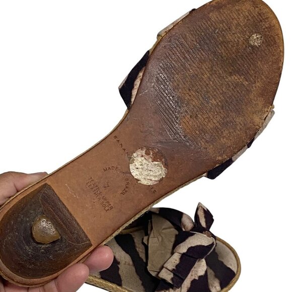 Banana Republic Animal Print Slip On Mules Size 7 - Picture 6 of 7